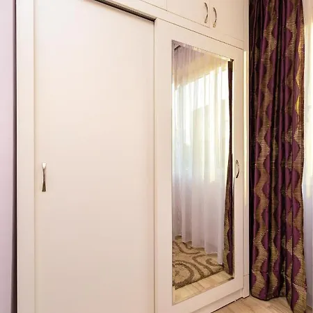 Hidden Charm In - 1bd Flat דירה *