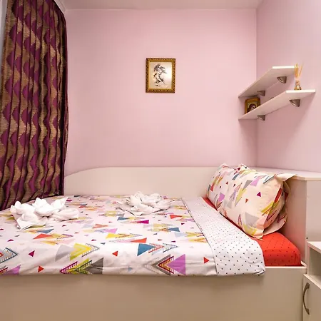 דירה Hidden Charm In - 1bd Flat